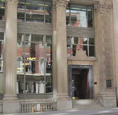 Bank of Montreal (1917)  302 Bay Street Toronto