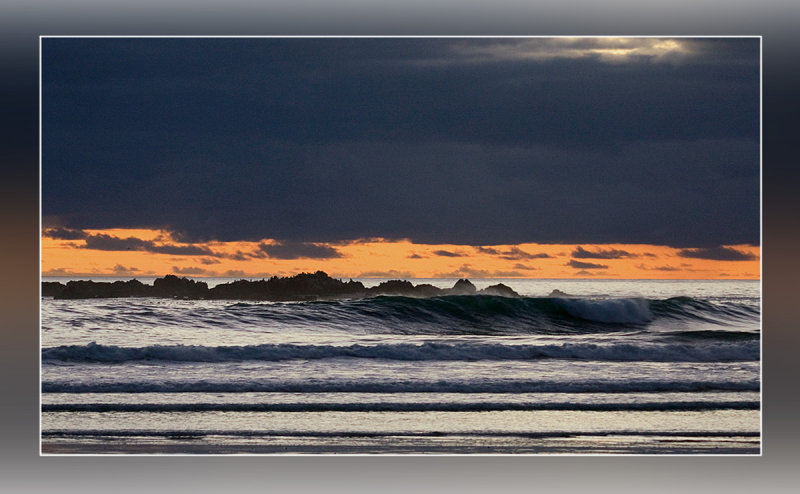 Sunset Waves(3628) v2