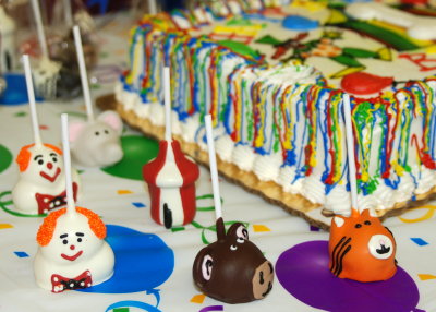 circus cake pops