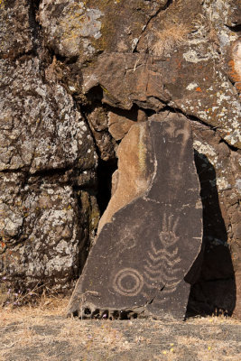 Petroglyph5