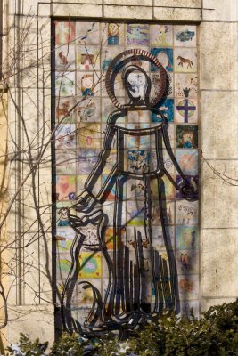 Old St Francis School sculpture