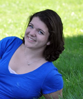 isabel_senior_pic