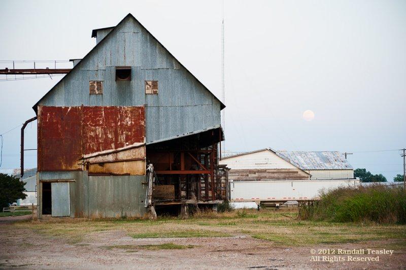 Indianola-Moonrise-03