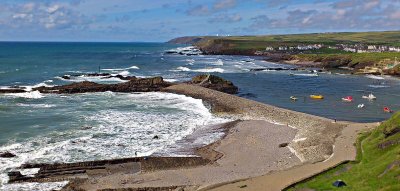 Bude View North over Breakwater.jpg