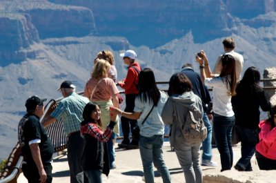 Grand Canyon Tourists