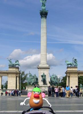 Spud in Hero's Square (CB)