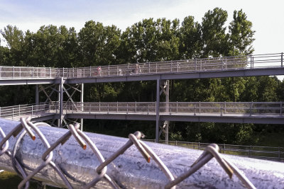 Climbing the Bridge at Jeff City.JPG
