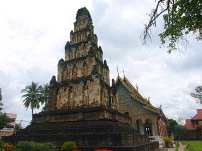 Lamphun - Hariphunchai temple architecture