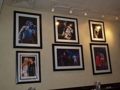 Pictures in a Restaurant