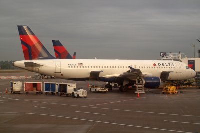 Old Northwest planes now with Delta colors