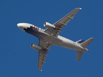 Spirit airlines A320 departs LAX