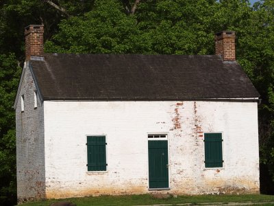 Lockhouse at Edwards Ferry