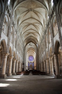 Laon Cathedral nave