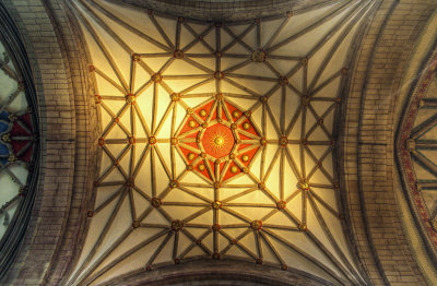 Net vaulting above the quire