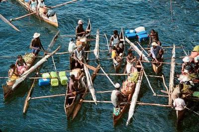 nosy komba boat traders