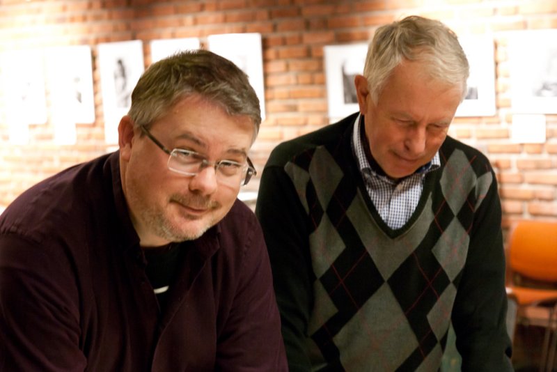 Fotografen (til venstre) fotografert, til en forandring