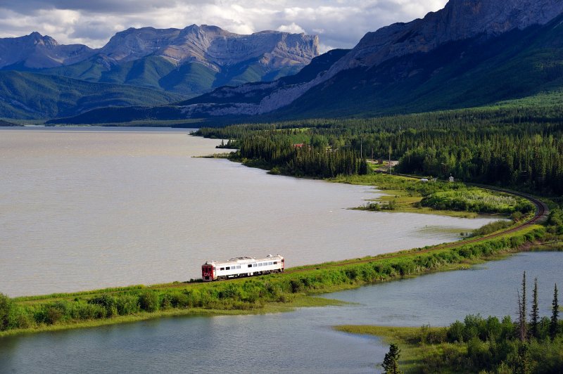 Swan Landing, AB