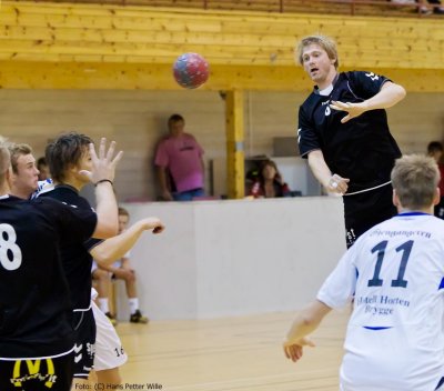 Jan Thomas Lauritzen til Kristoffer Karlsen