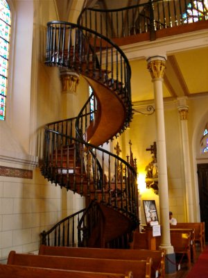 Spiral stair case free standing