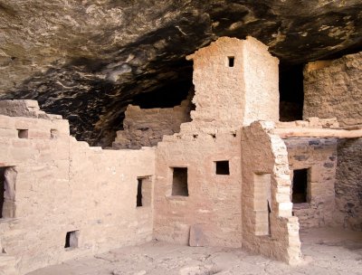 Mesa Verde - interior area of Spruce Tree House