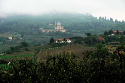 Grand vistas despite the rain -on the way to Chiusi from Ciaciano