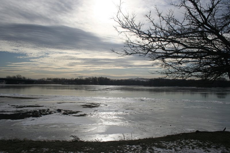 Clouds and Ice<BR>January 22, 2008