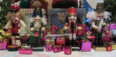 Mini NutcrackersDecember 29, 2011