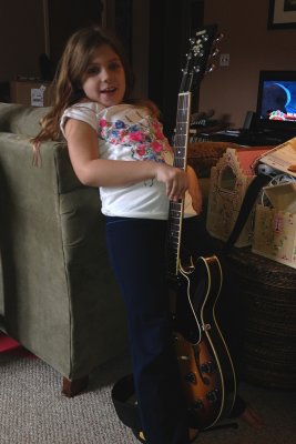 Emma and Yamaha GuitarMarch 3, 2012