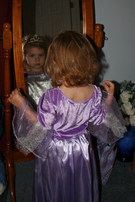 Emma in Mirror<BR>December 22, 2007