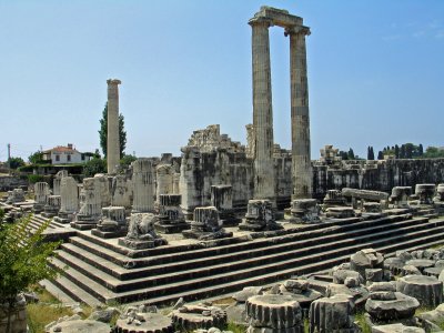 temple of apollo in didyma