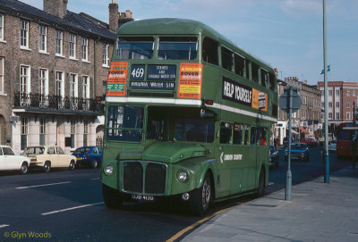 London Country Buses