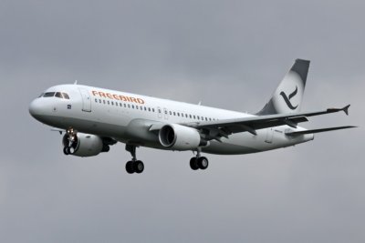 FHY_A320-214_4658_FWWIL_FHY