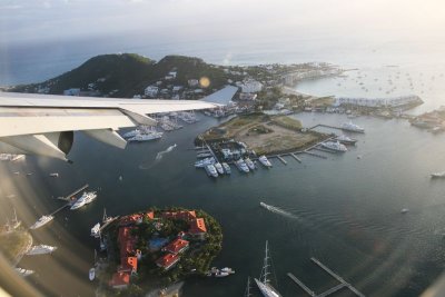 Landing on STMaarten