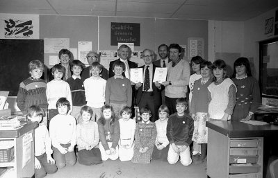Plant Ysgol Dwyran  Chwefror 1987.