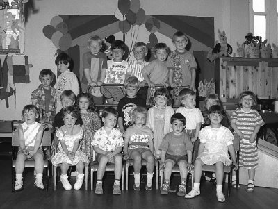 Ysgol Feithrin Llanfairpwll Dathlu 25ain Gorph 1991.jpg