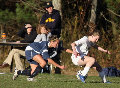 EB Viking fighting for the ball