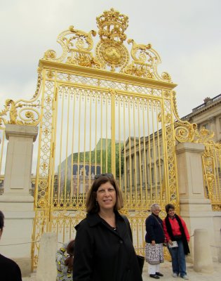 Debbie at Versailles gate