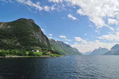 Hjorundfjord4