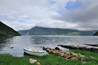 Norddalfjord en  wolken