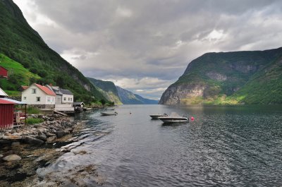 Undredal, Aurlandsfjord.jpg