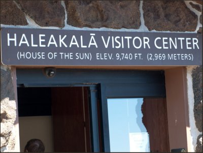 9684.Haleakala Sign