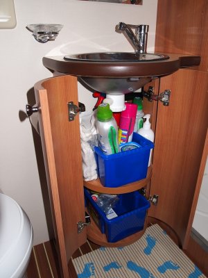 wash room cabinet