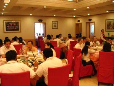 MBAs at lunch
