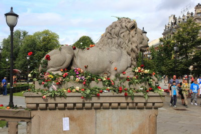 The Lion of Norway in front of the Storting.