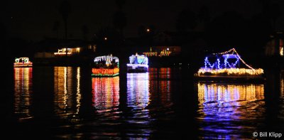 Willow Lake Lighted Boat Parade  3