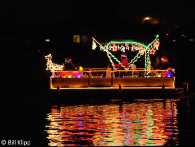 Willow Lake Lighted Boat Parade  11
