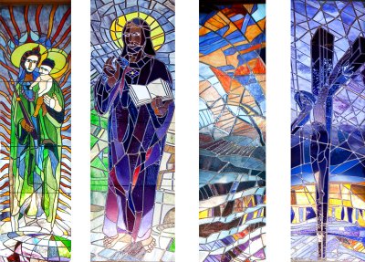De fyra stora kyrkfnstren i Kista kyrka skapade av Zoltan Bedecs