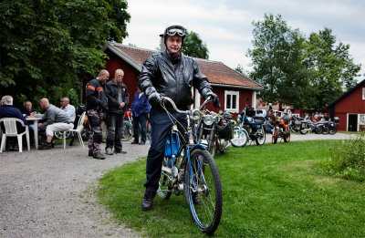 Motorcykelhistoriska klubben trffas p Eggeby grd