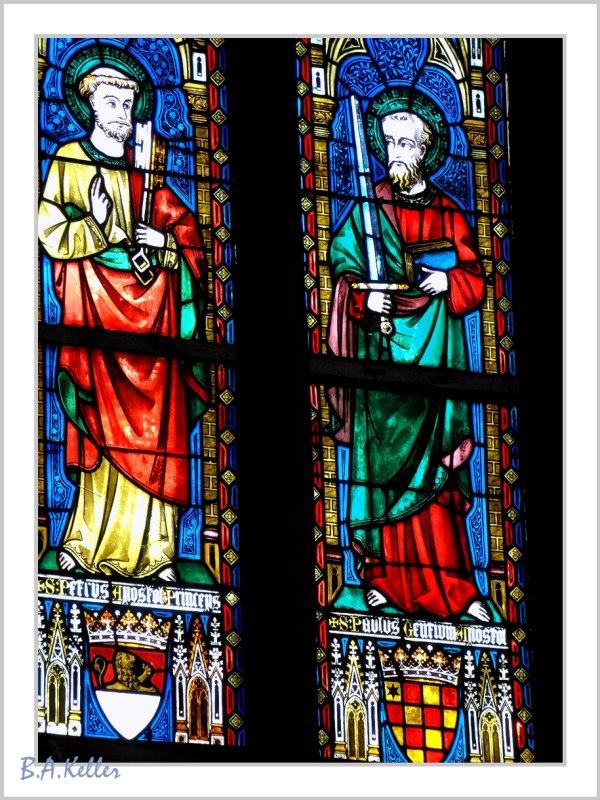 Kirchenfenster mit Apostel Peter & Paul