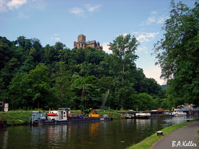 Burg Lahneck und Lahn